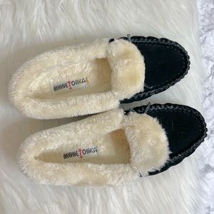 Minnetonka Tabby Folded Trapper Size 10N